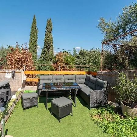 Appartement Family-friendly With Swimming Pool Mastrinka, Ciovo - 23984 *